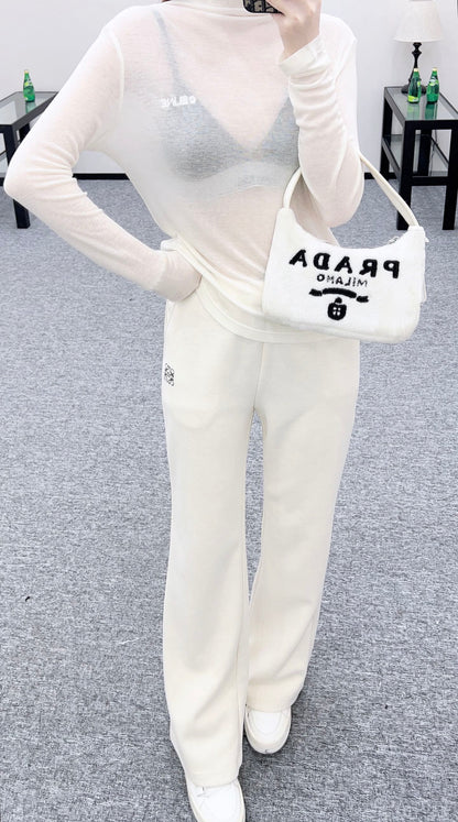 Slim fit letter high neck base shirt