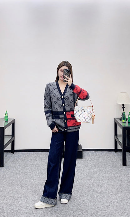 Jacquard contrasting wool cardigan