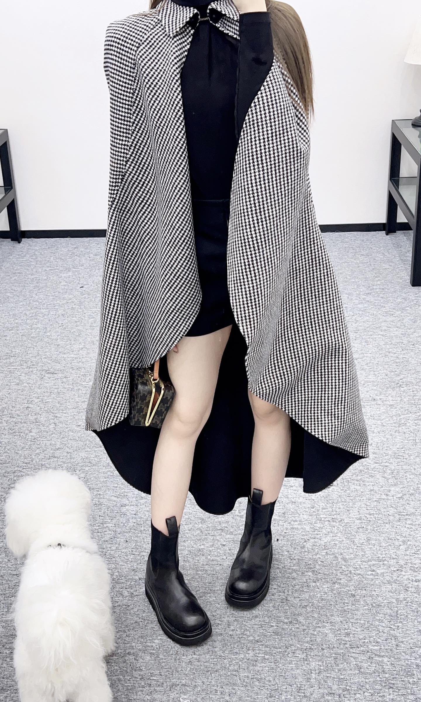 Thousand bird grid long shawl cape