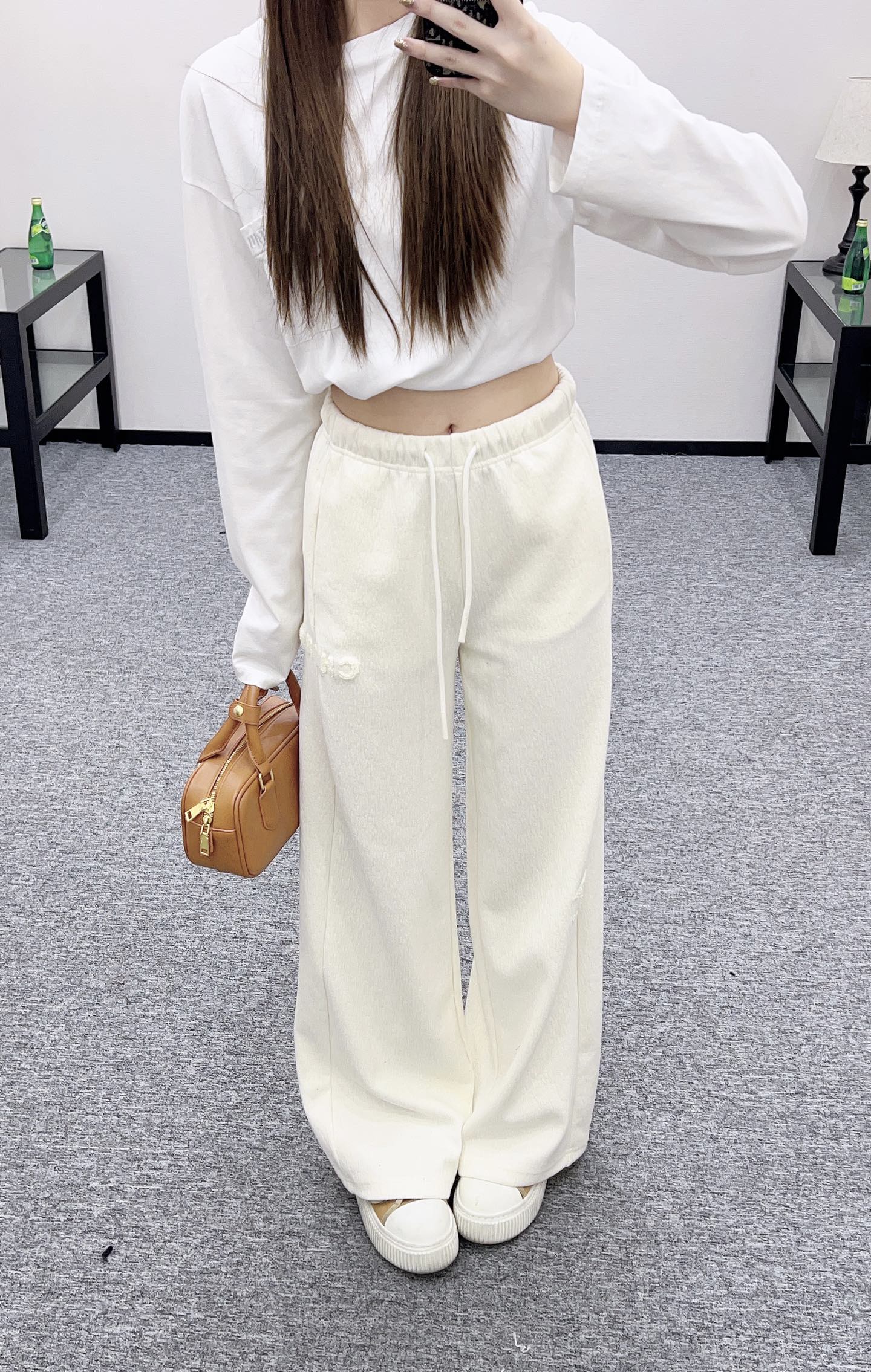 Plucked letter high waist wide leg pants