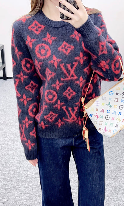 Round neck jacquard sweater