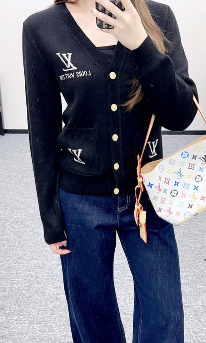 Jacquard letter knitted cardigan