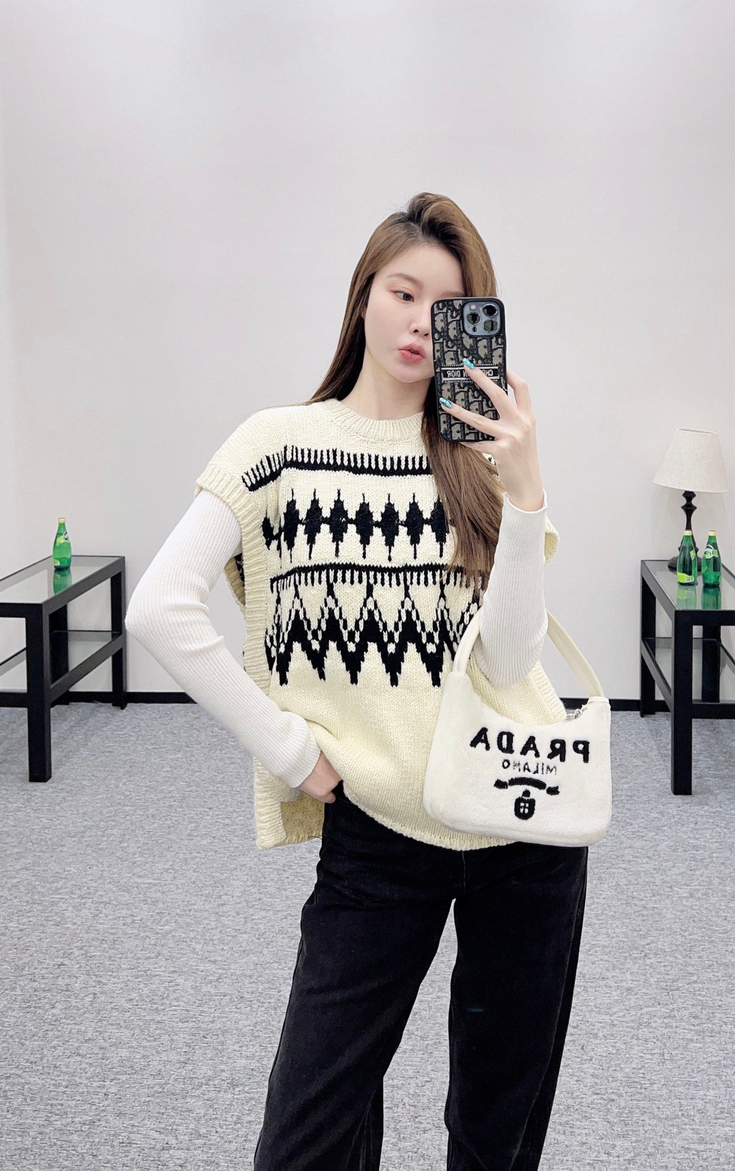 Jacquard knitted vest