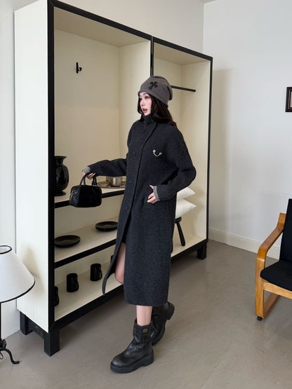 Lazy long knitted coat