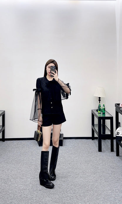 Round neck jacquard bow spliced top