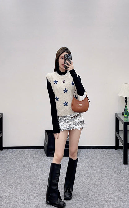 3D flower knitted vest