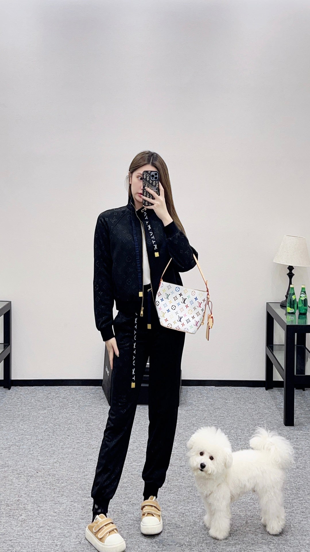 Dark pattern drawstring set