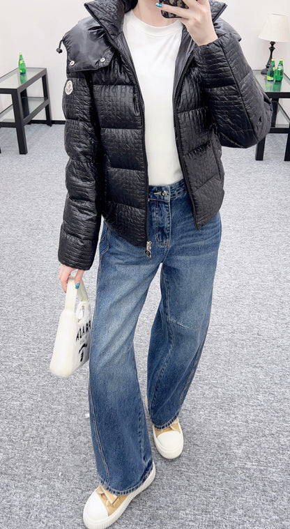 Detachable hooded down jacket