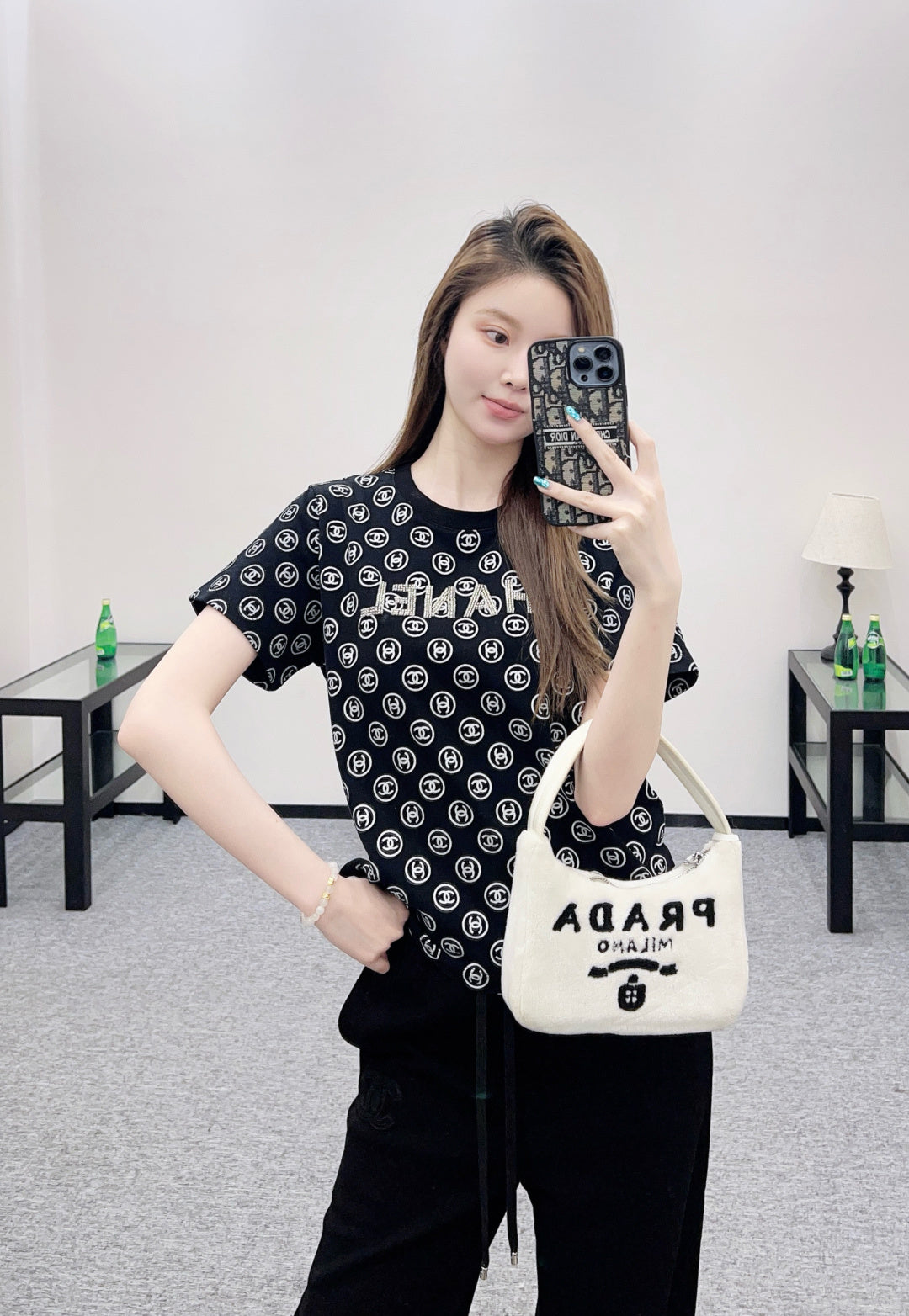 Round neck printed bead binding 𝑇𝑒𝑒