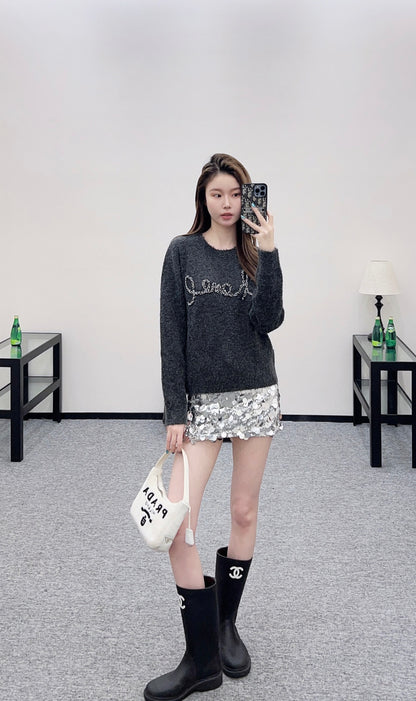 Order pearl crochet sweater