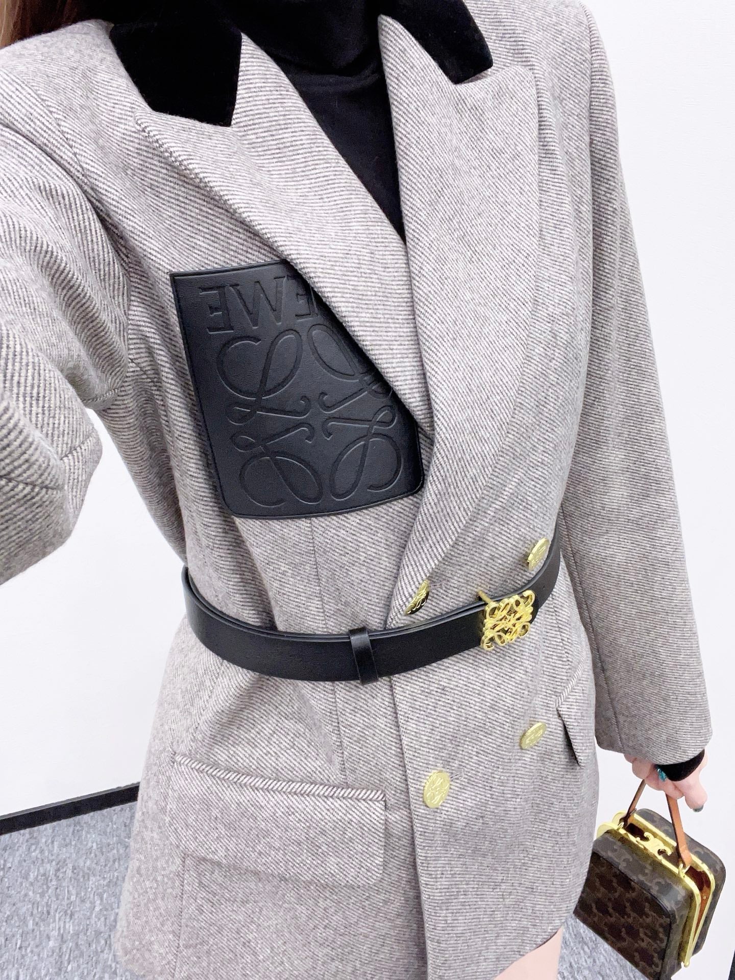 Splicing velvet collar belt suit jacket