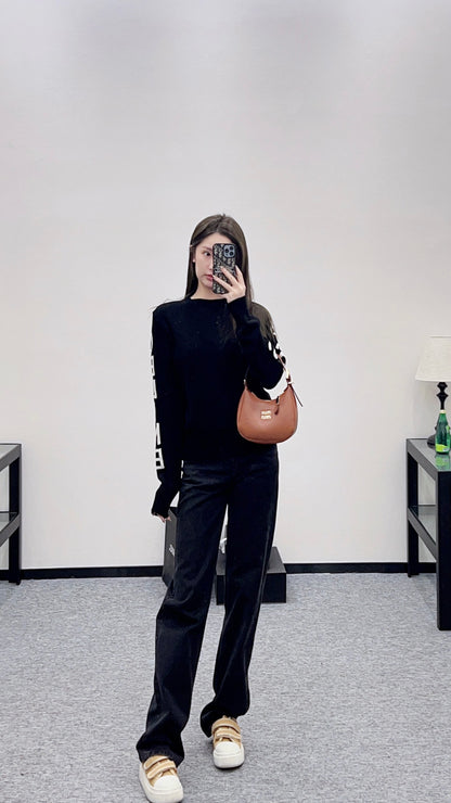 Hook and flower letter knitted pullover sweater