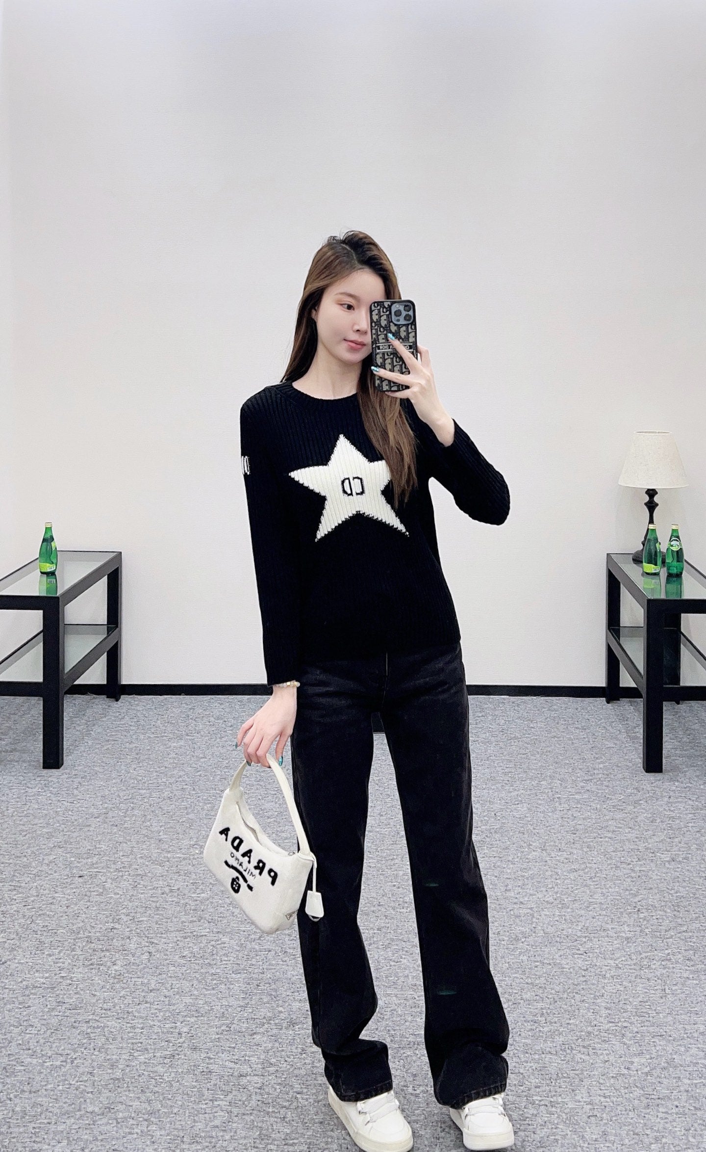 Embroidered logo knitted pullover sweater