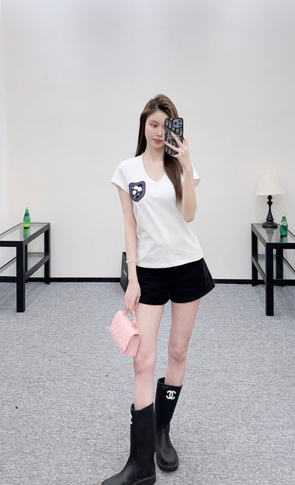 Heart Neck Logo T-Shirt