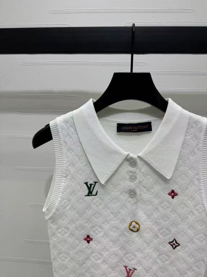 25SS Embroidered letter lapel knit vest