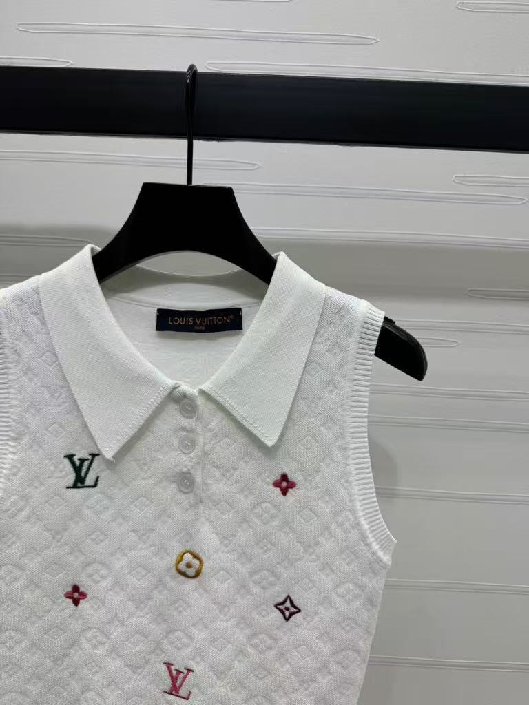 25SS Embroidered letter lapel knit vest