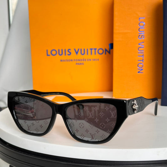 25 new Fashion sunglasses