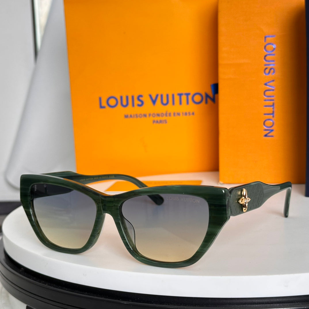 25 new Fashion sunglasses