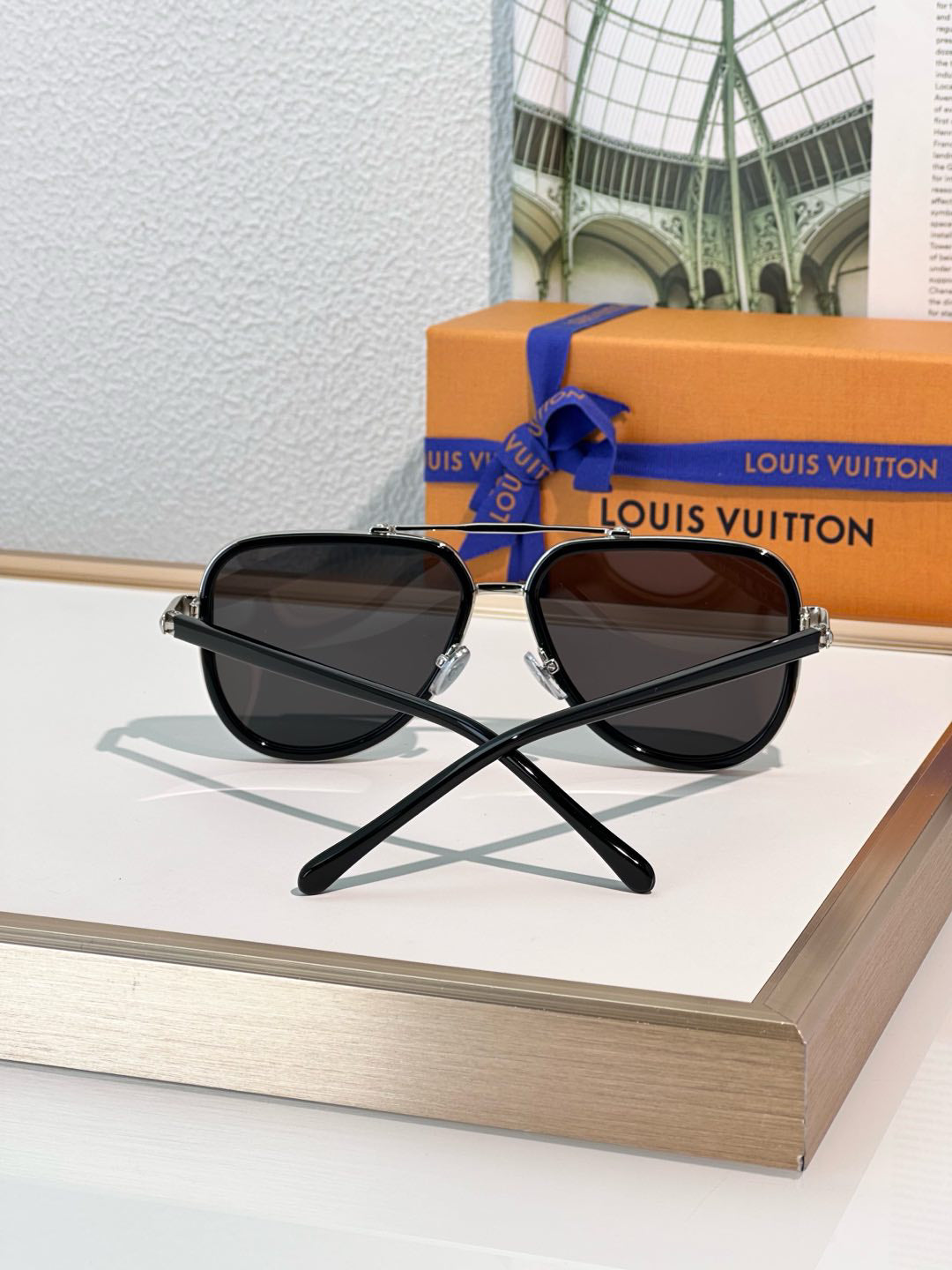 25 new Fashion sunglasses