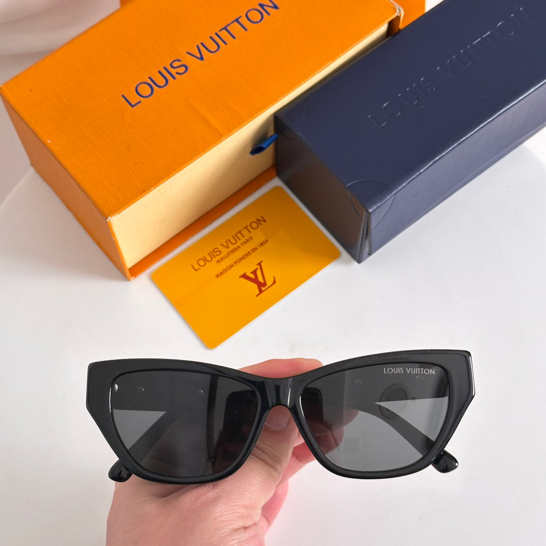 25 new Fashion sunglasses