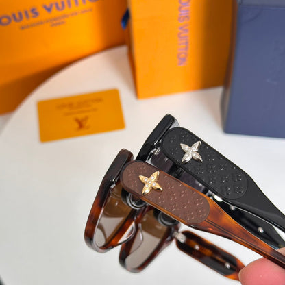 25 new Fashion sunglasses