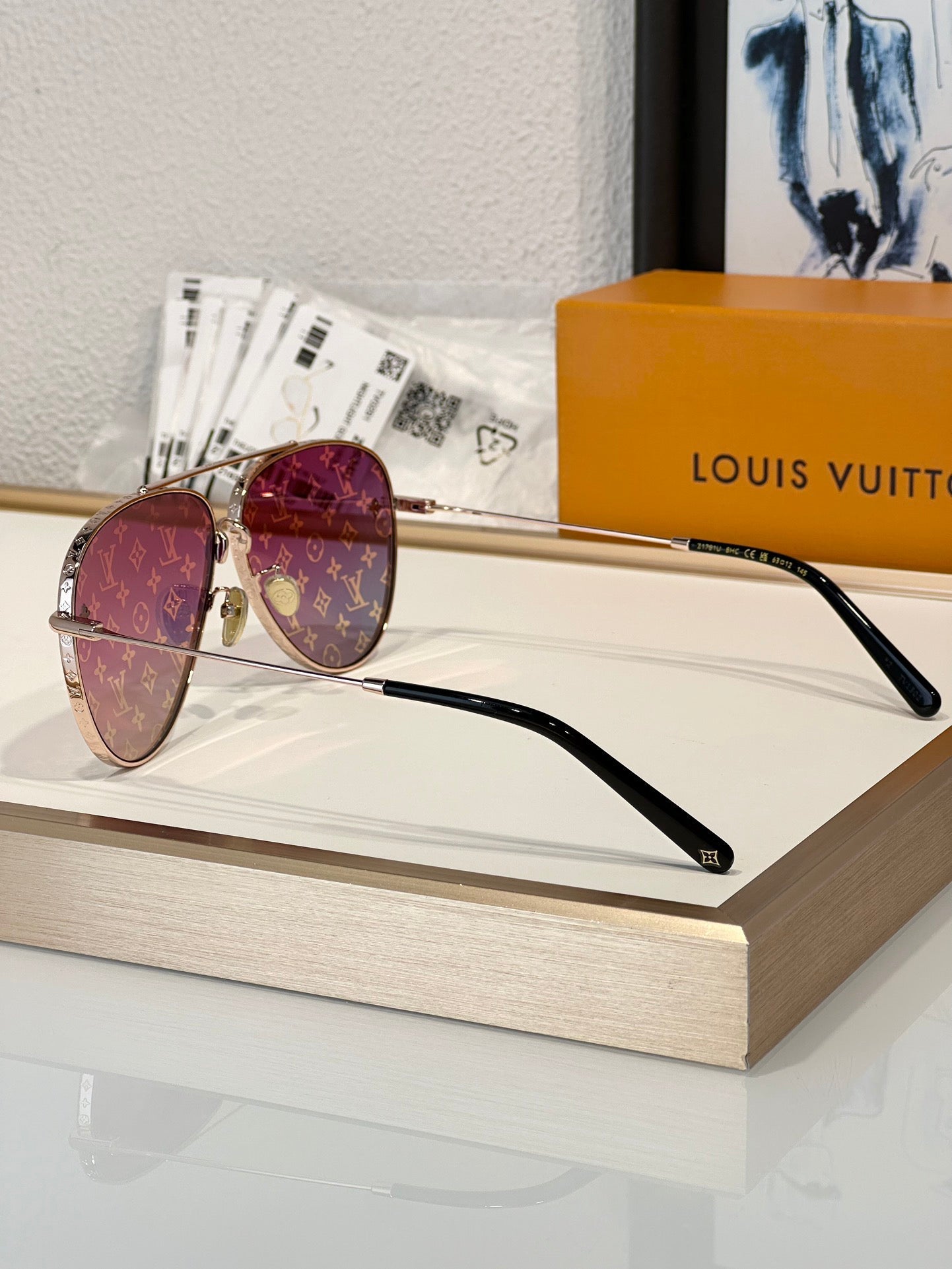 25 new Fashion sunglasses