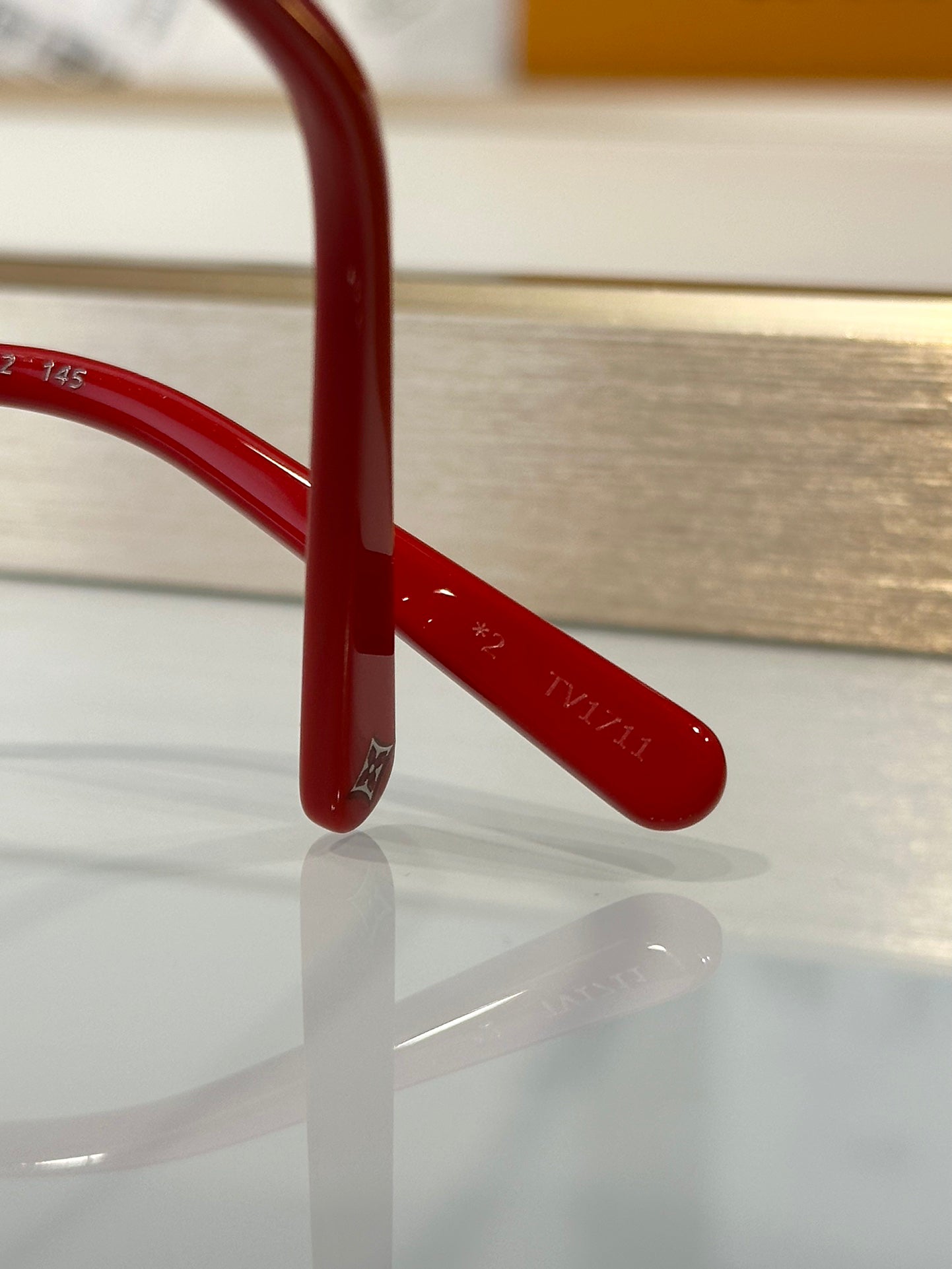 25 new Fashion sunglasses