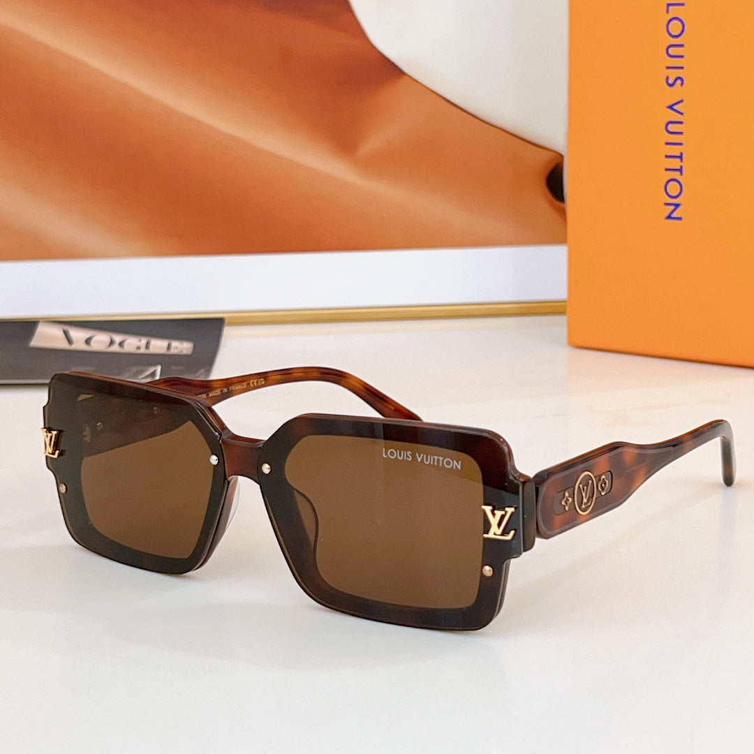 25 new Fashion sunglasses