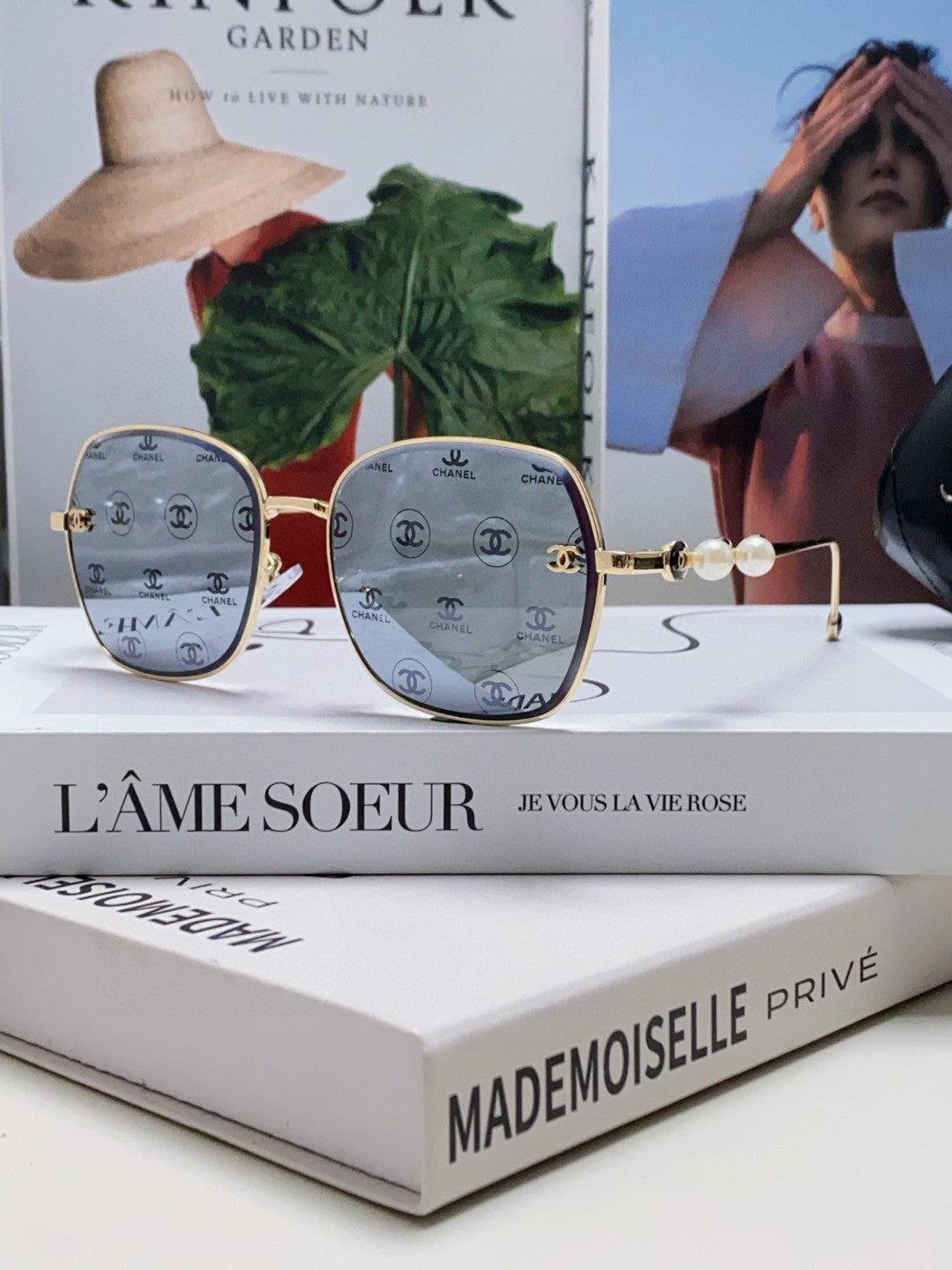 C 25 new Fashion sunglasses