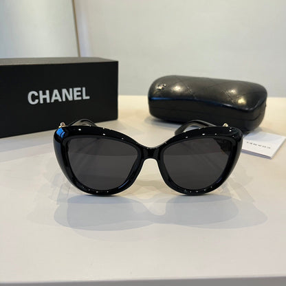 C 25 new Fashion sunglasses