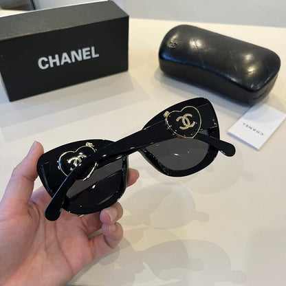 C 25 new Fashion sunglasses