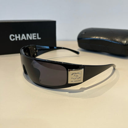 C 25 new Fashion sunglasses