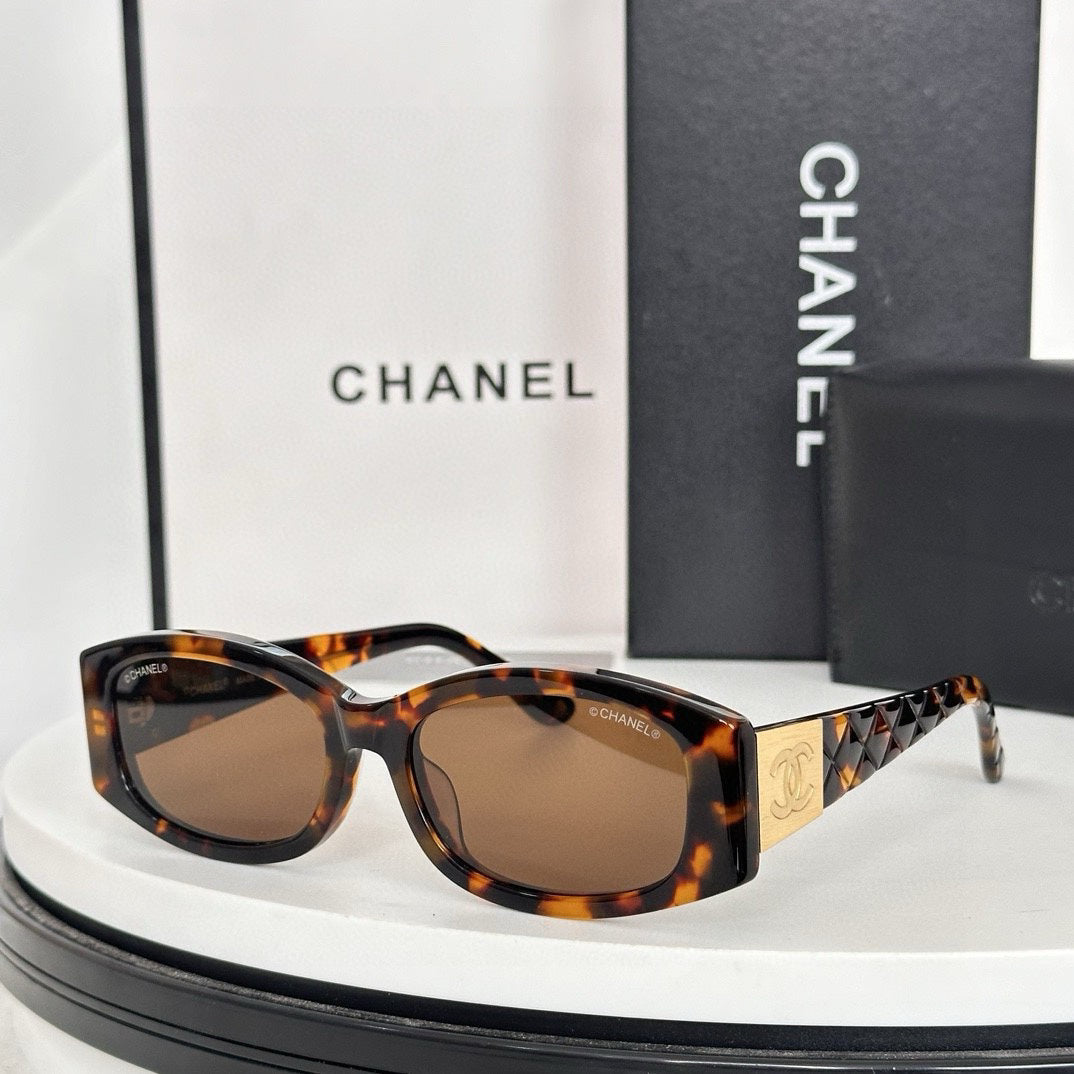 C 25 new Fashion sunglasses