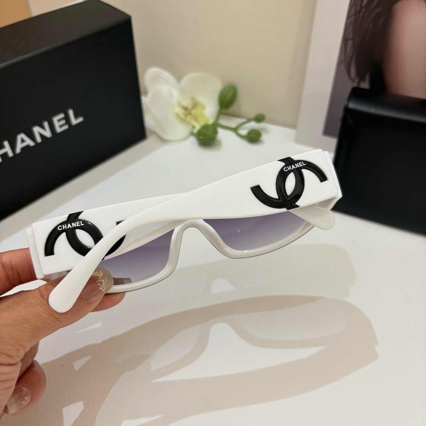 C 25 new Fashion sunglasses
