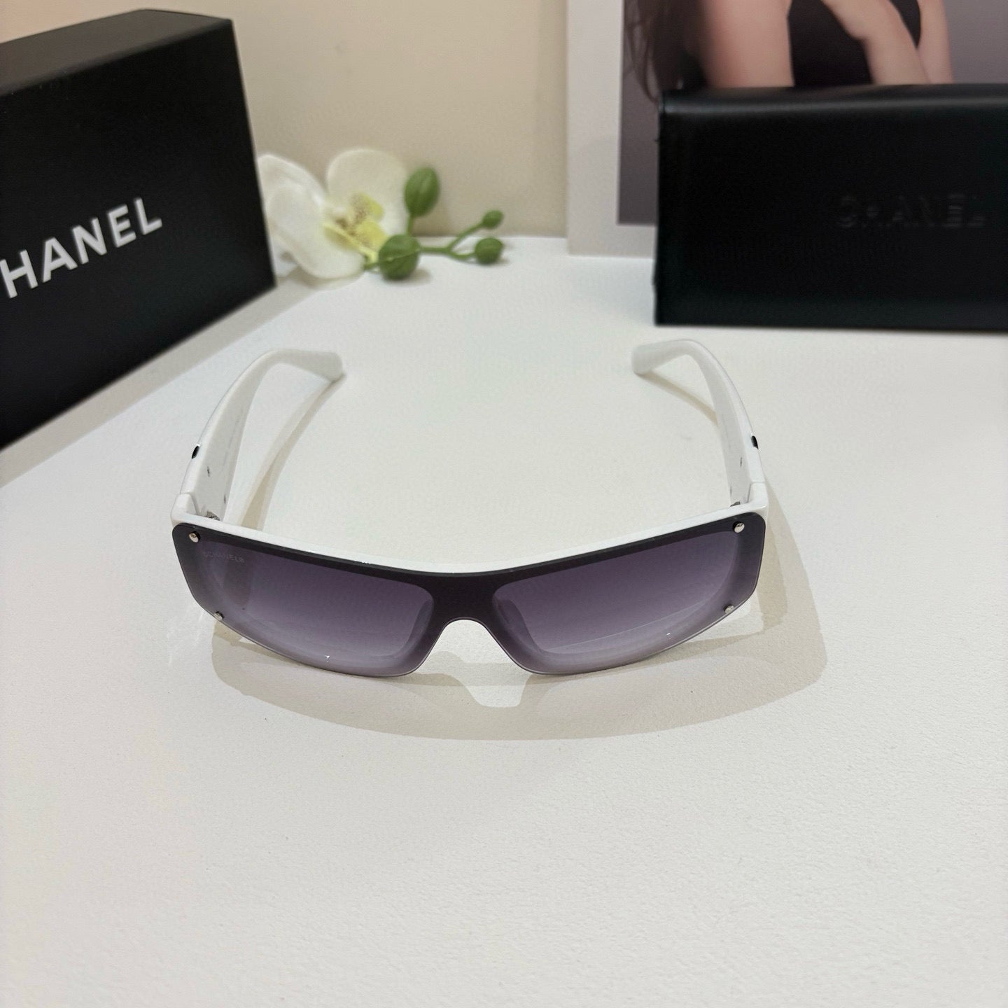 C 25 new Fashion sunglasses