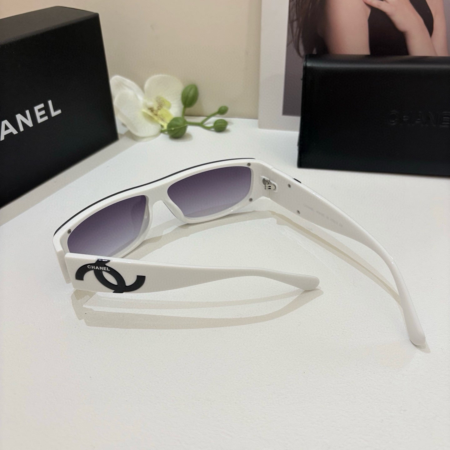 C 25 new Fashion sunglasses