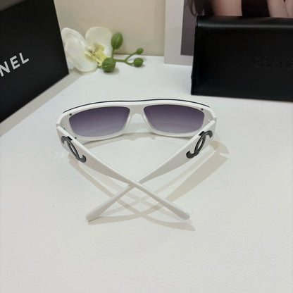 C 25 new Fashion sunglasses