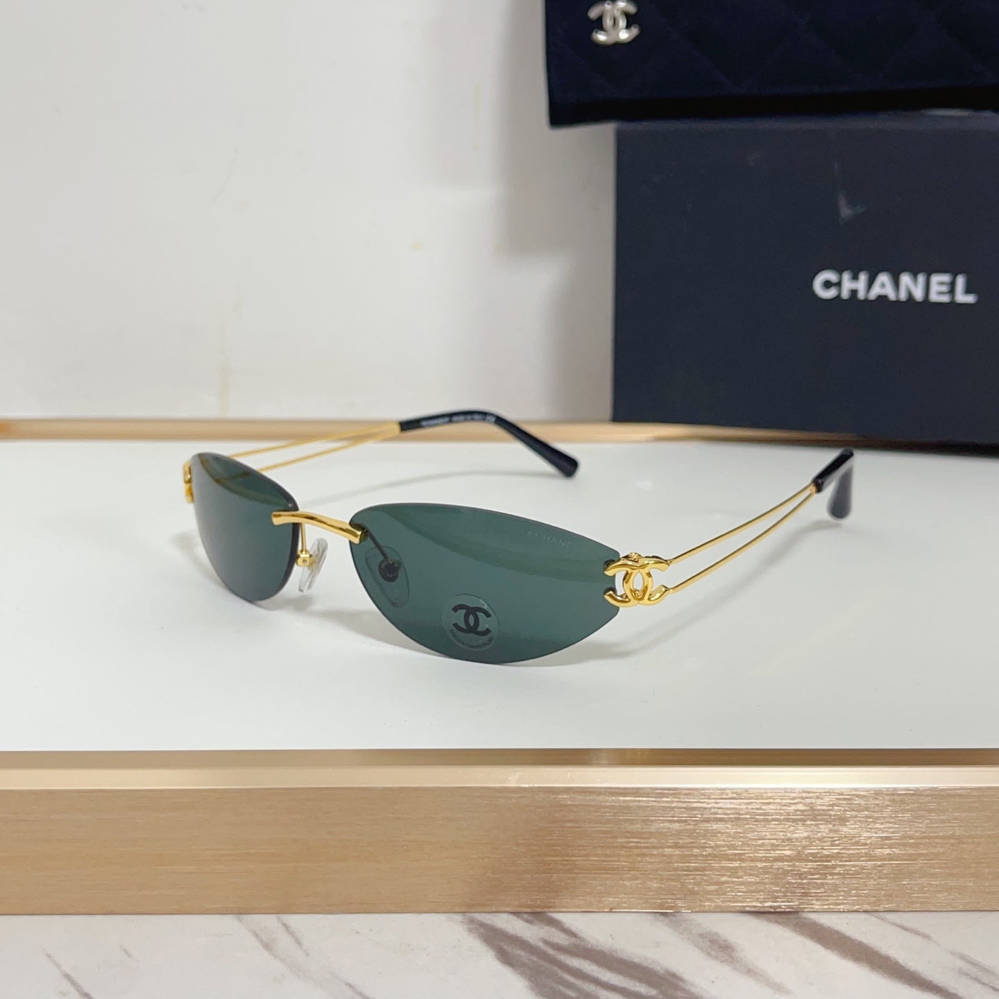 C 25 new Fashion sunglasses