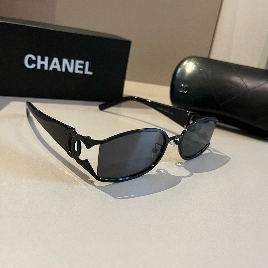 C 25 new Fashion sunglasses