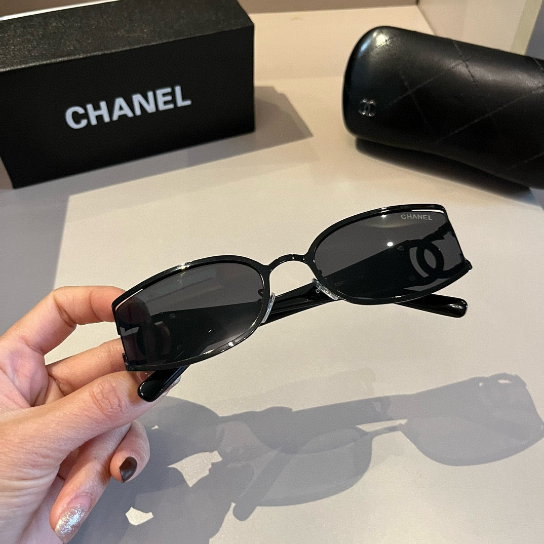 C 25 new Fashion sunglasses