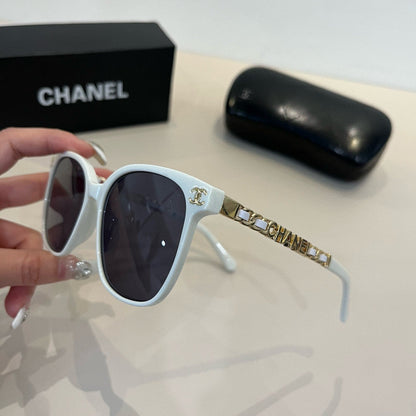 C 25 new Fashion sunglasses