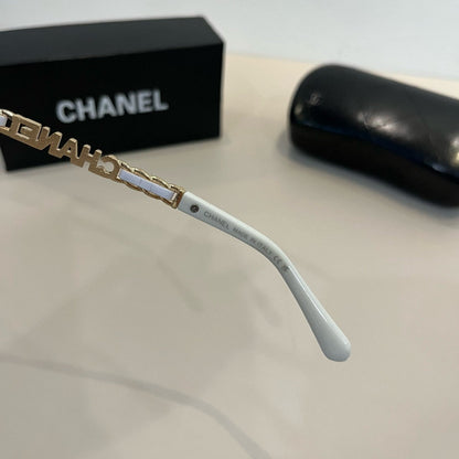 C 25 new Fashion sunglasses