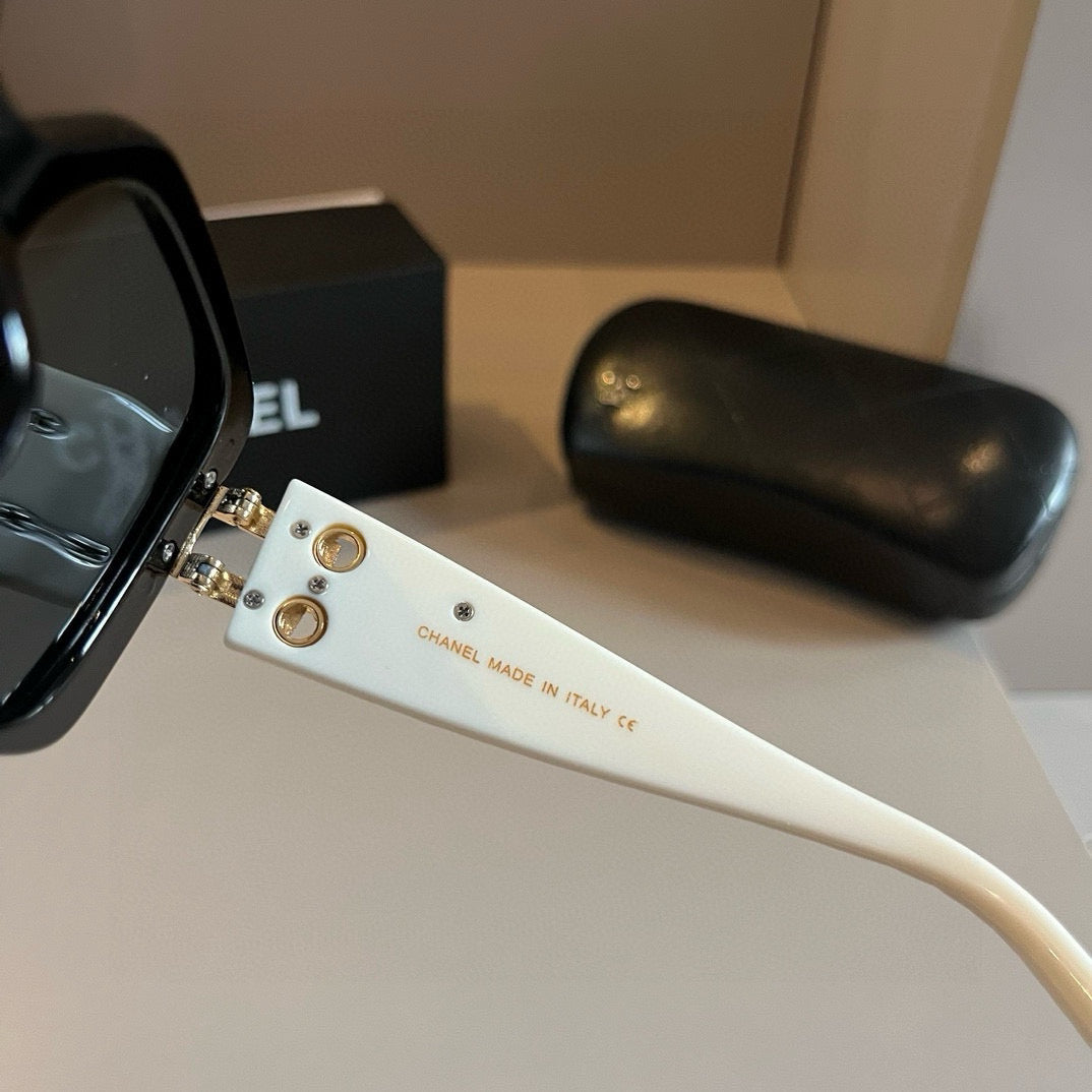 C 25 new Fashion sunglasses