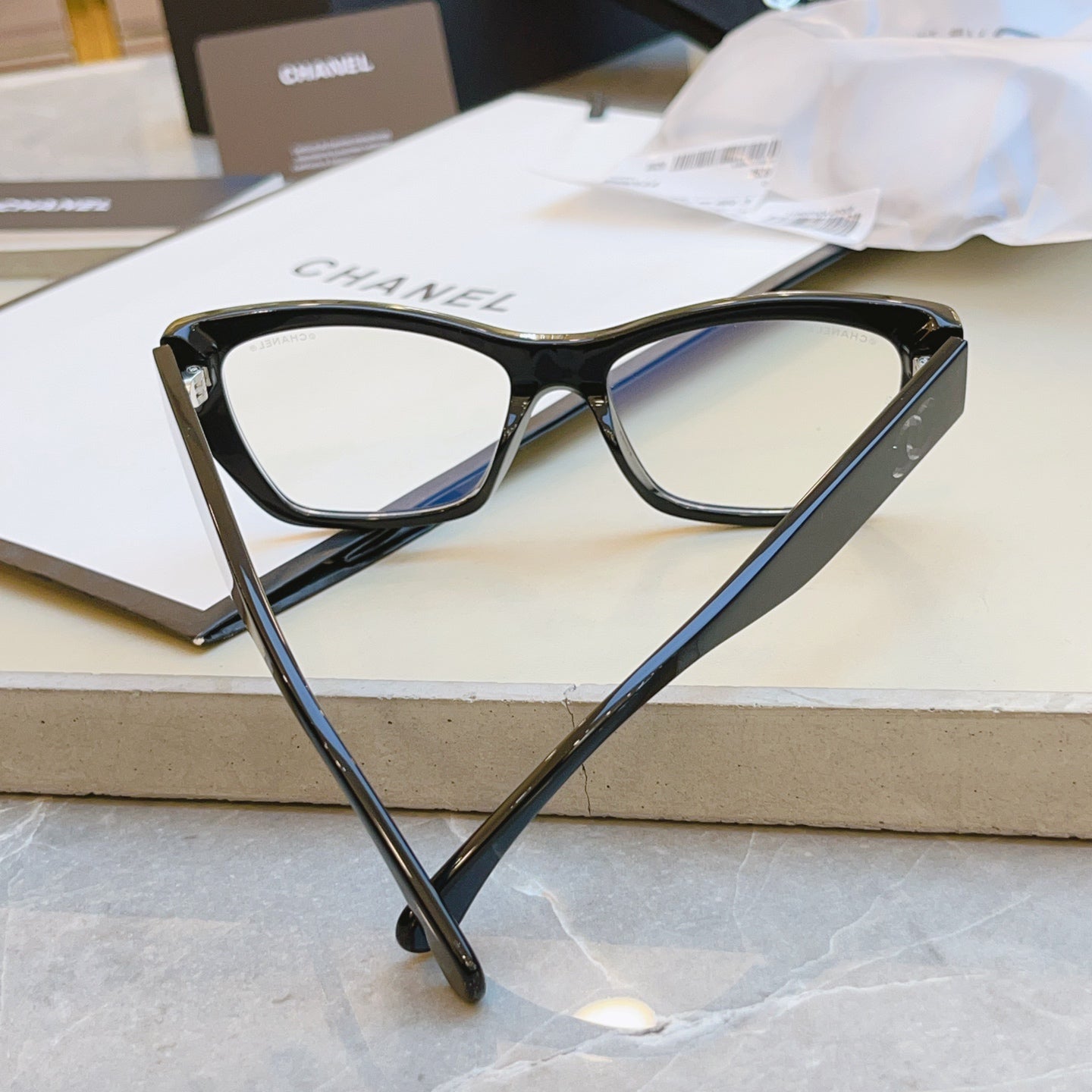 C 25 new Fashion sunglasses