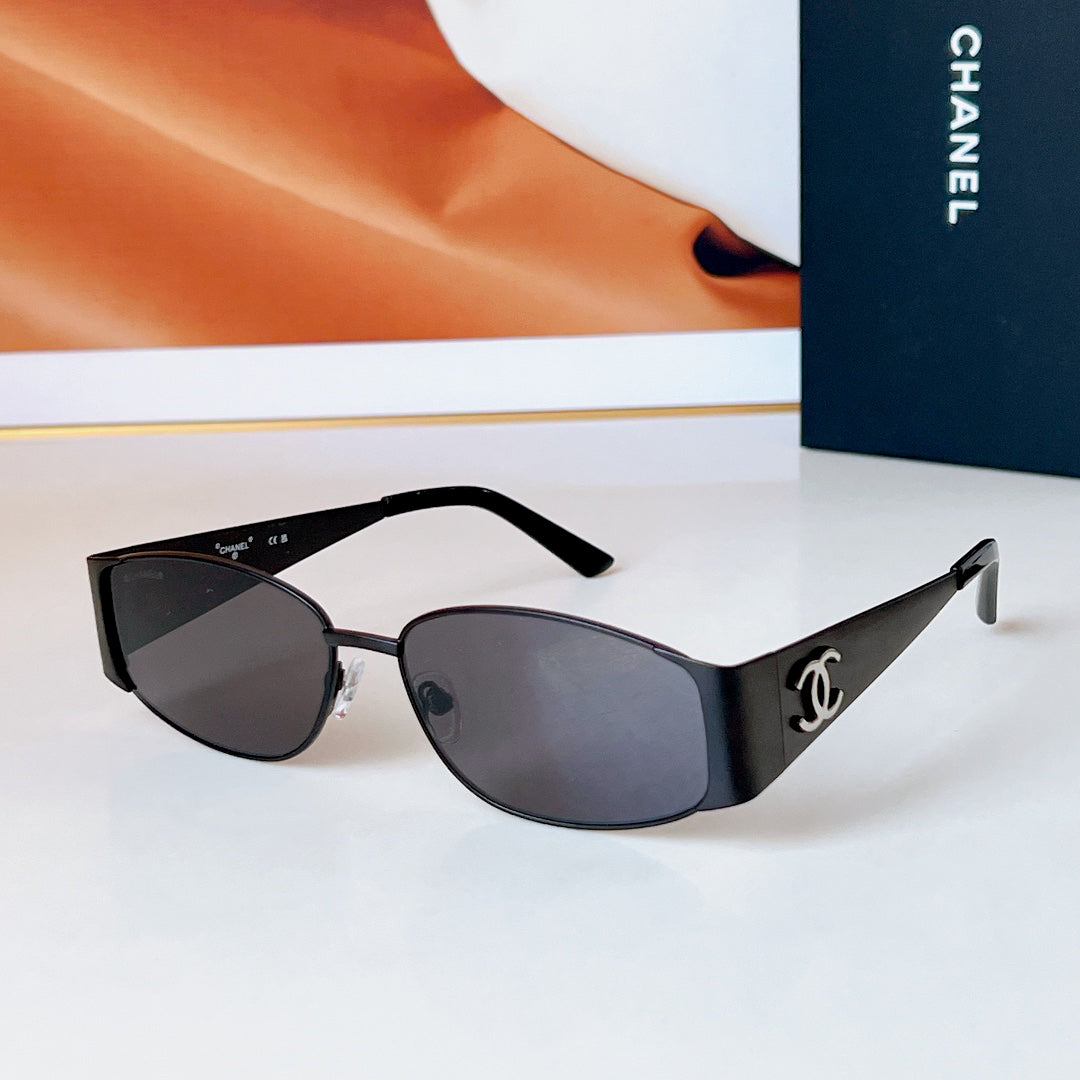 C 25 new Fashion sunglasses