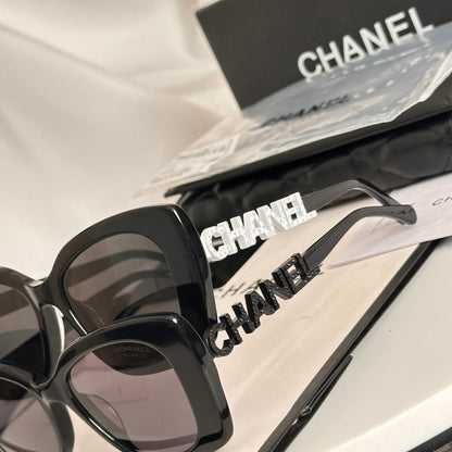 C 25 new Fashion sunglasses