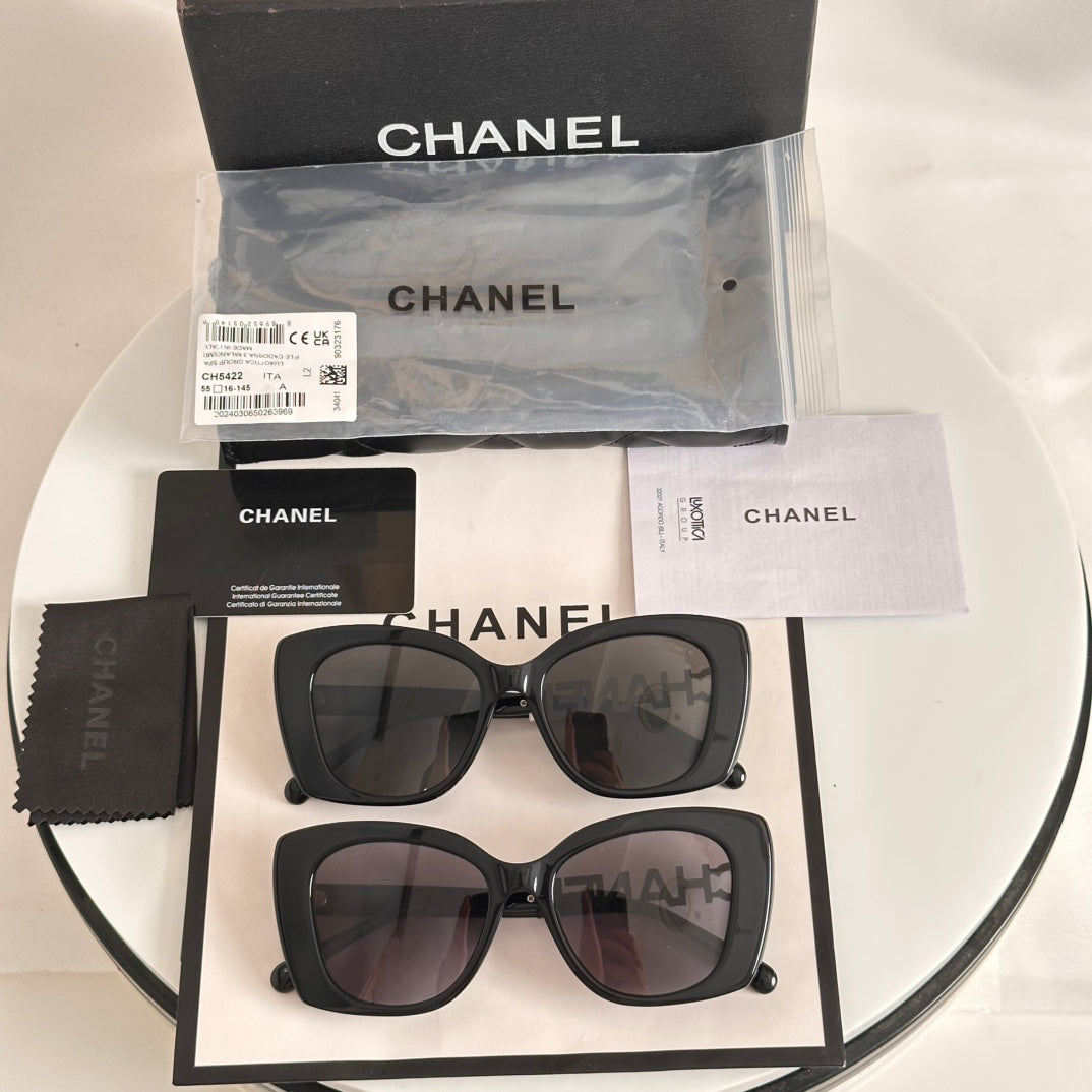 C 25 new Fashion sunglasses