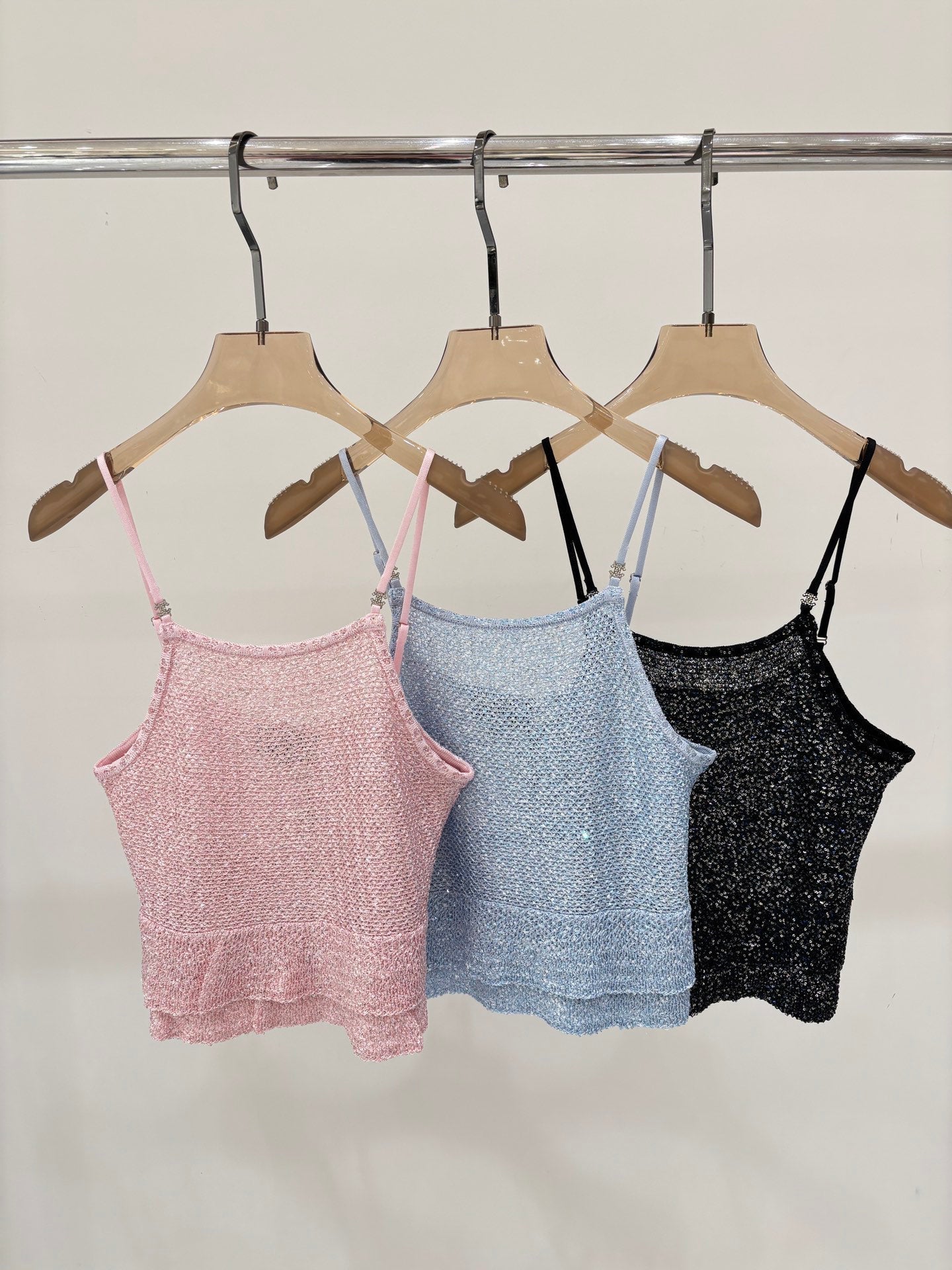 25ss Early spring new diamond button sequins decorated ruffled knitted vest