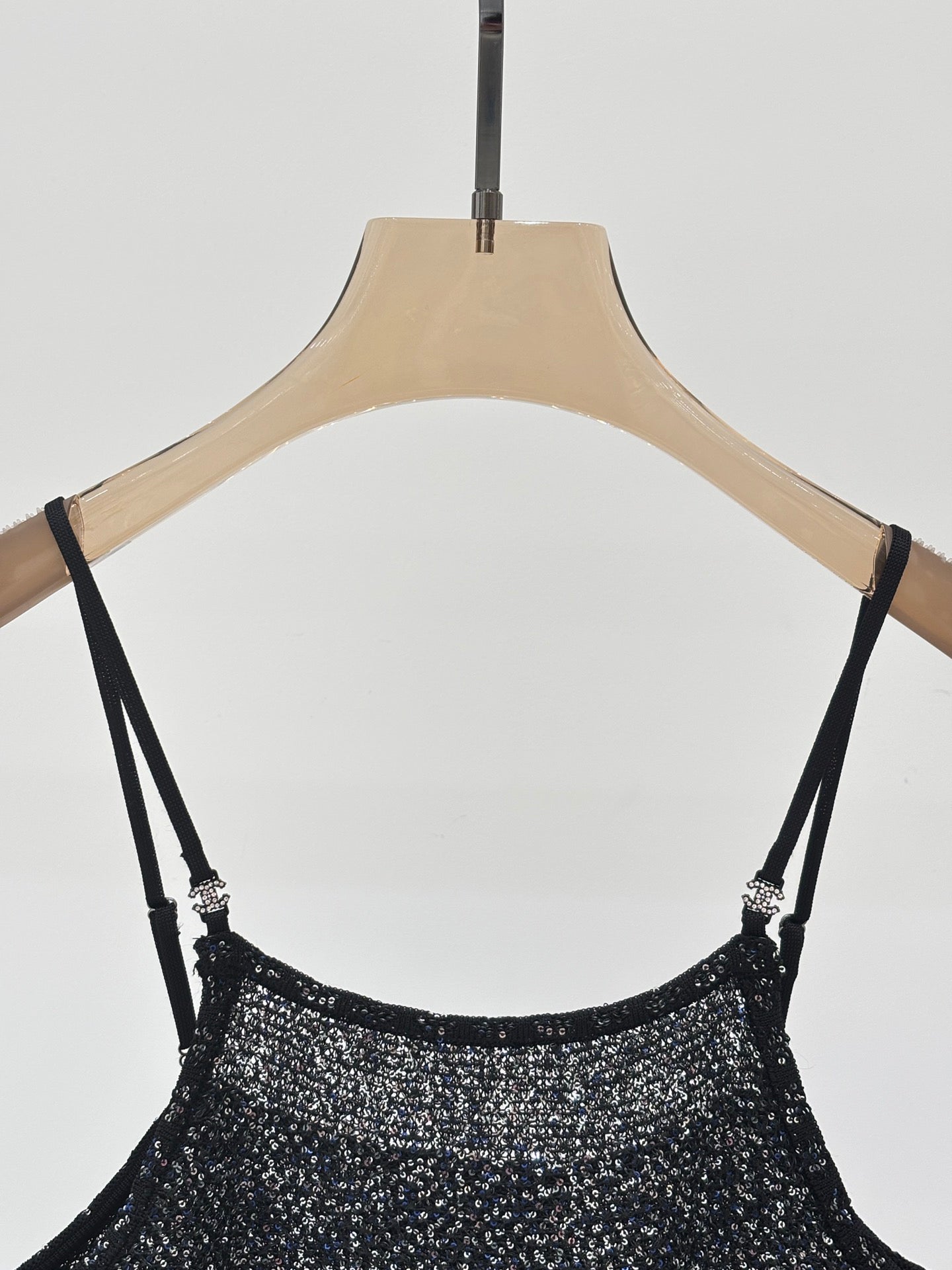 25ss Early spring new diamond button sequins decorated ruffled knitted vest