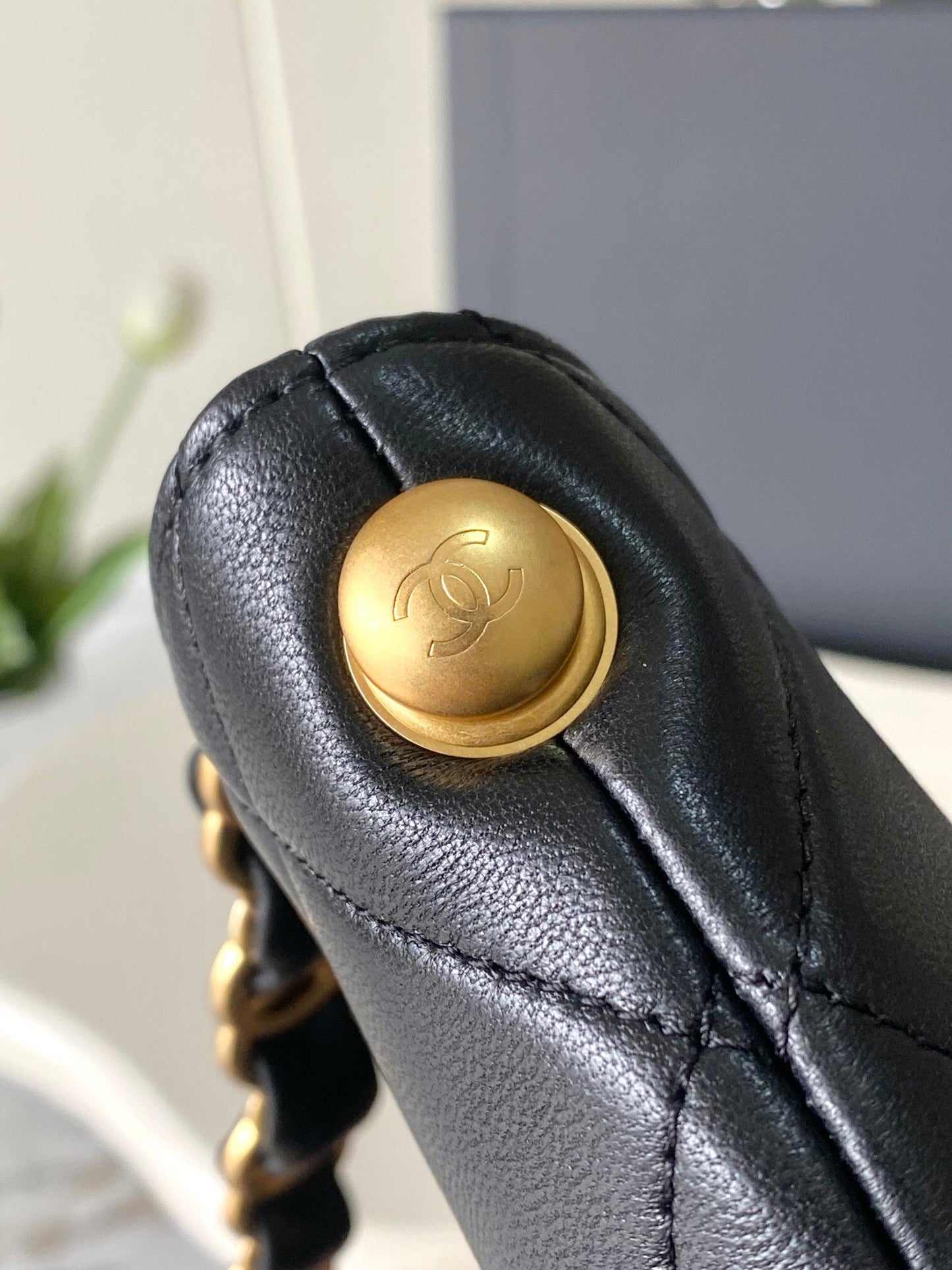 24 Folding hobo underarm bag